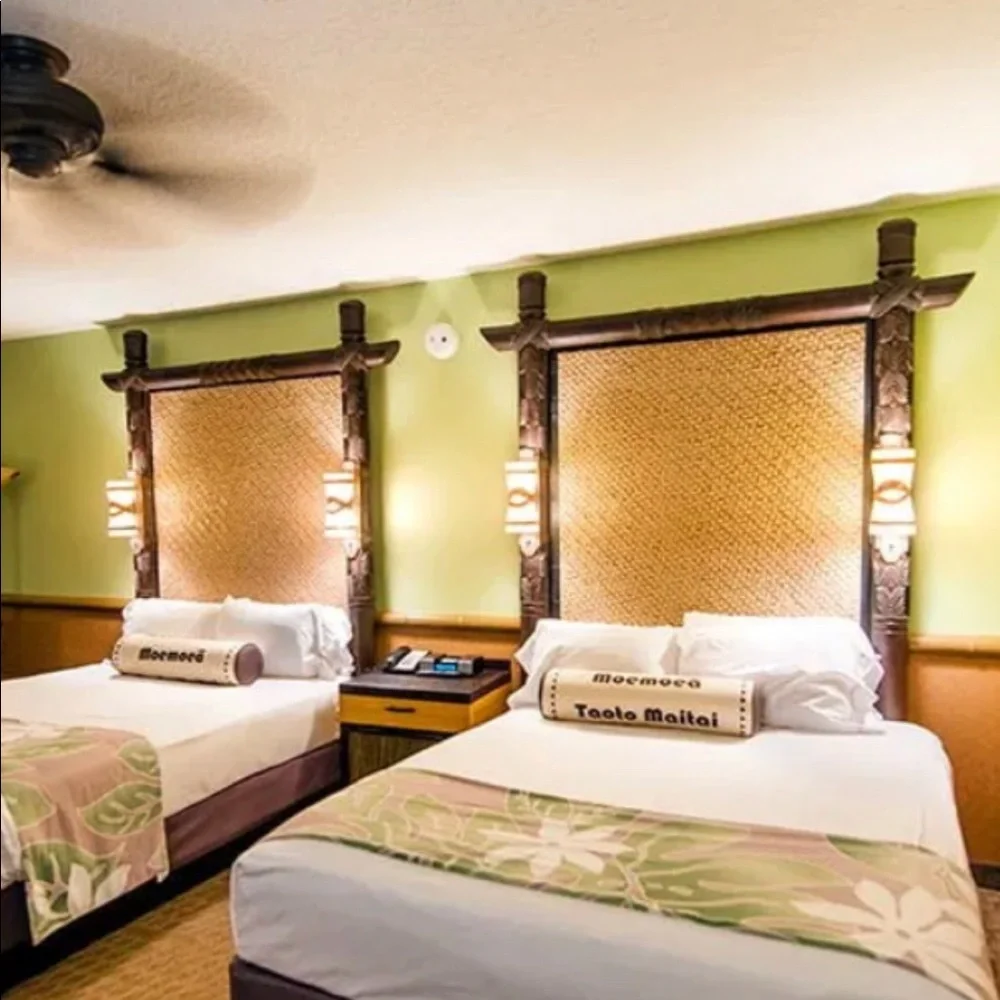 COPY - COPY - Disney’s Polynesian resort wall light 💡 - Picture 4 of 4